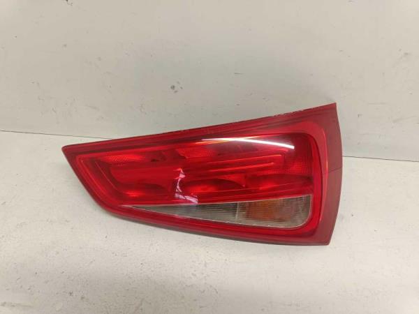 FEU ARRIERE DROIT AUDI A1 2010-2014 - Vue 1